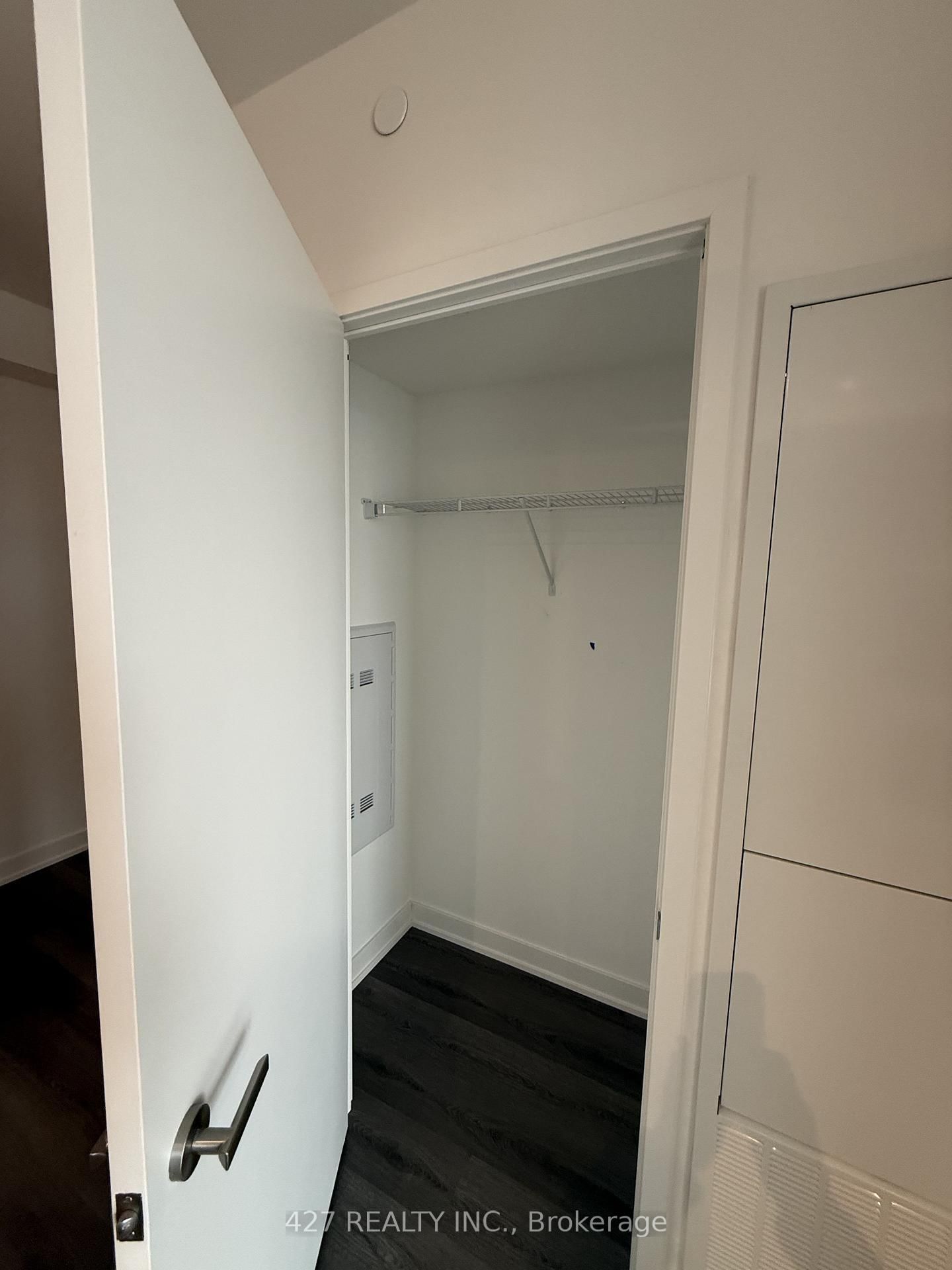 448 BURNHAMTHORPE Road, Unit 1612 - Photo 8