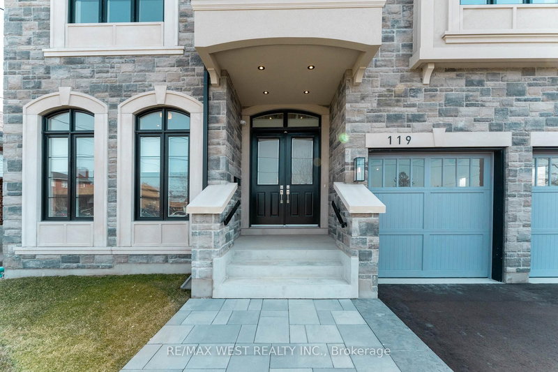 119 Jay St, Toronto, M6L 2M3 | Image 3