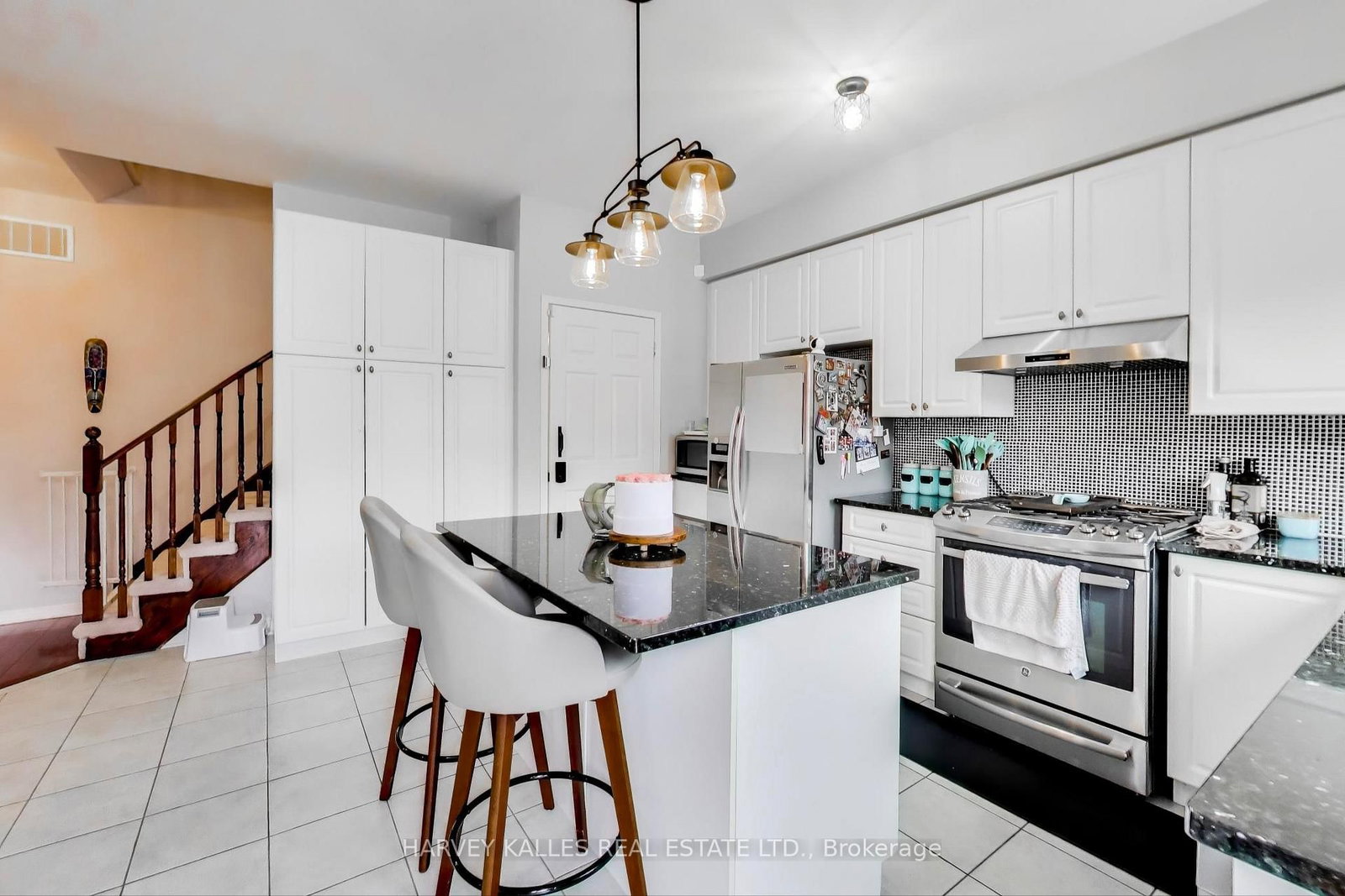 Detached House for sale at 136 Degrassi Cove Circle, Brampton, Ontario, L6X 0N8 - Credit Valley - MLS: W12937660