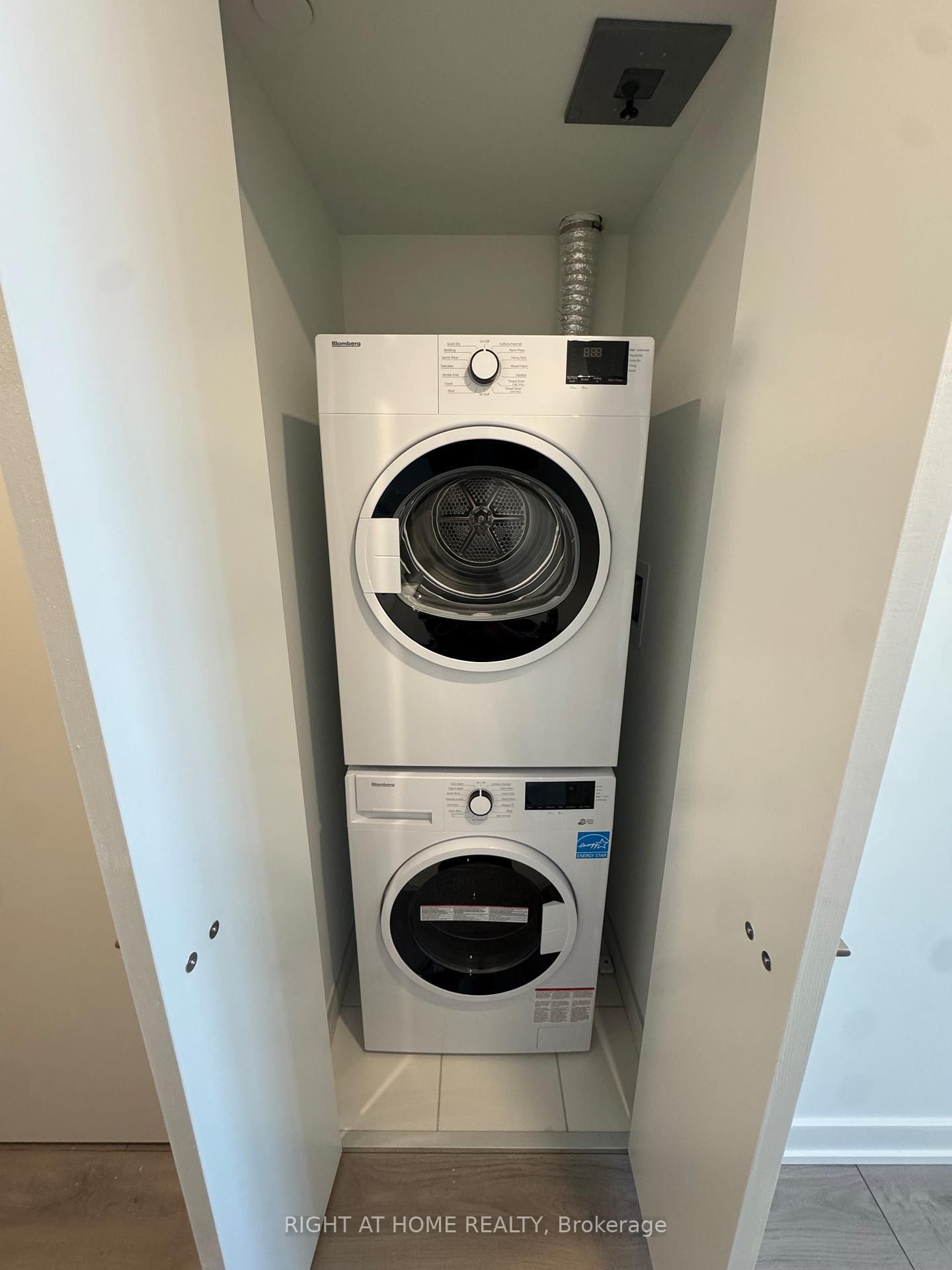 1 Fairview Road E, Unit 1512 - Photo 21