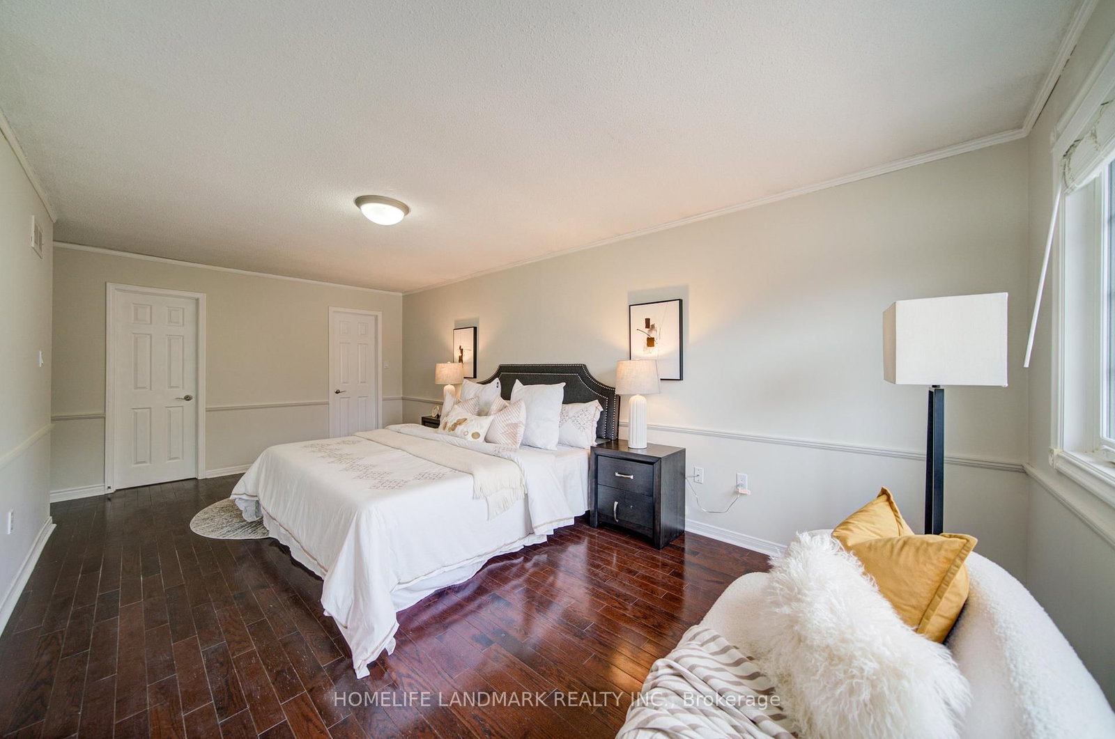 Detached House for sale at 1111 Deer Ru, Mississauga, Ontario, L5C 3P7 - Creditview - MLS: W12938010