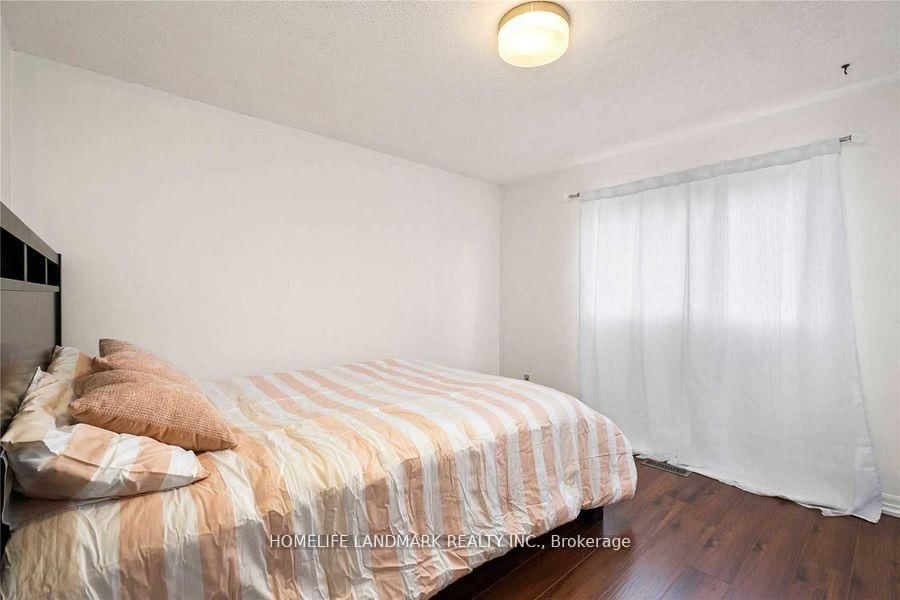 2746 Willowmore Mississauga,ON L5N 3N9 — Photo 15