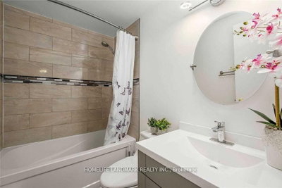 2746 Willowmore Mississauga,ON L5N 3N9 — Photo 16