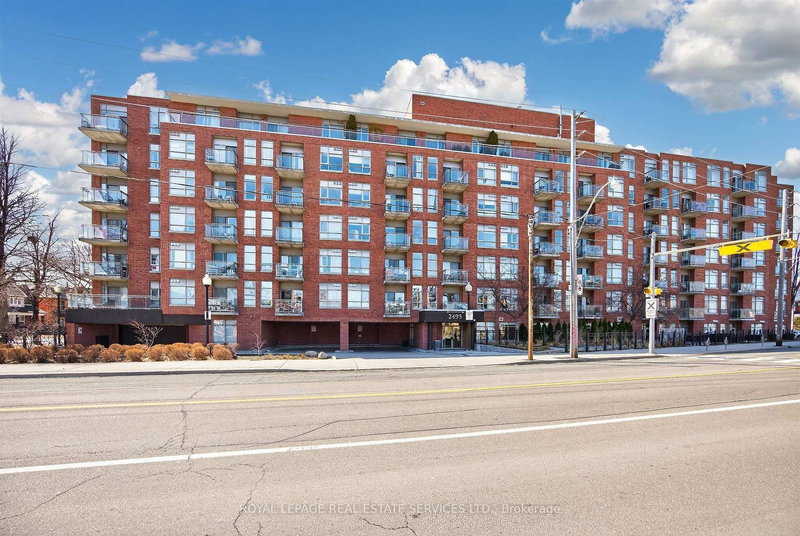 home for lease on 620-2495 Dundas Street W