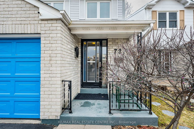 72 Malabar Cres, Brampton, L6S 3X8 | Image 3