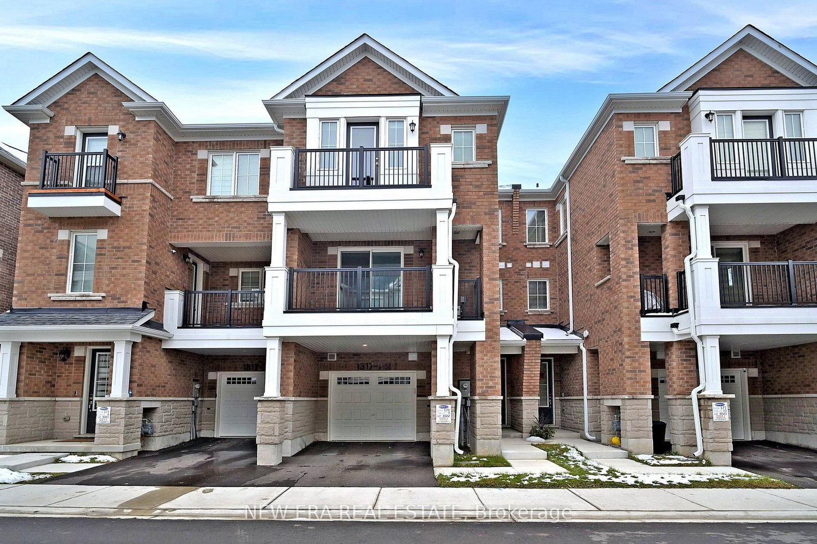 Townhouse for sale at 76-1317 Leriche Way, Milton, Ontario, L9E 0H5 - Bowes - MLS: W12938490