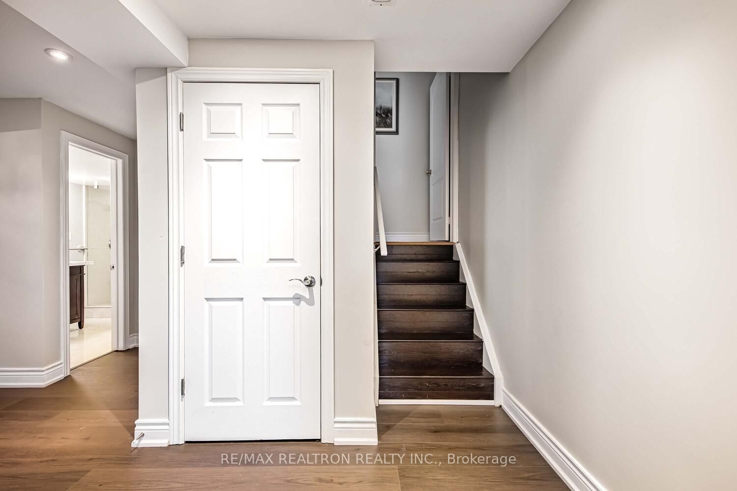 Detached House for sale at 52 Brock Drive, Brampton, Ontario, L6P 1A2 - Vales of Castlemore - MLS: W12938558