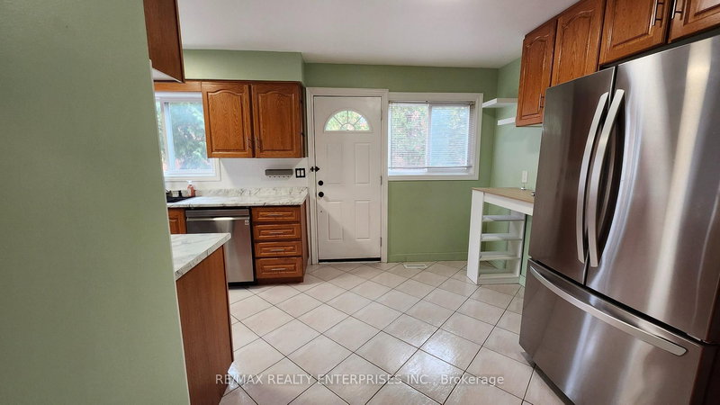 79 Watney Cres, Toronto, M3L 2E1 | Image 3