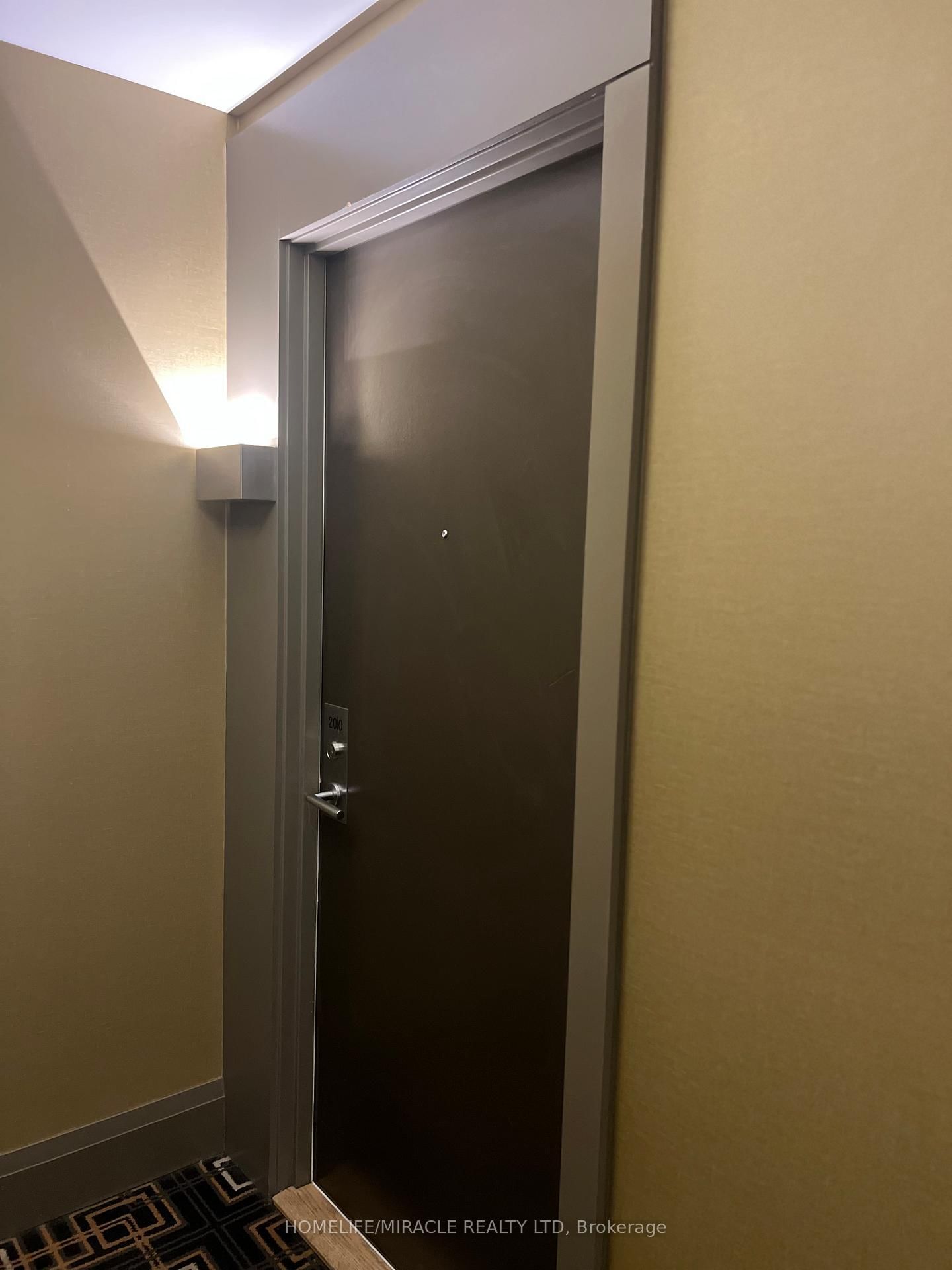 15 Zorra Street, Unit 2010 - Photo 4