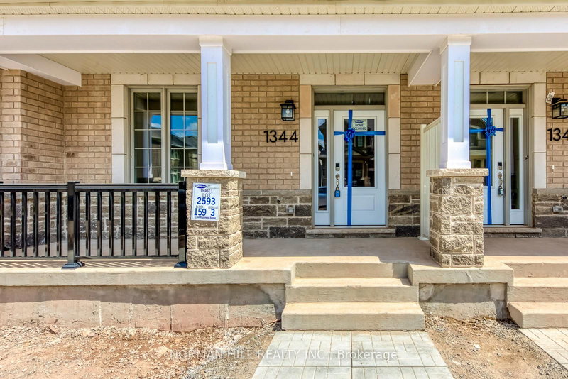 1344 Ripplewood Ave, Oakville, L6M 0K5 | Image 2