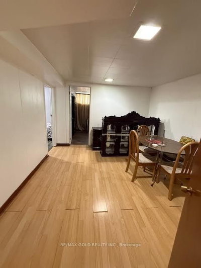 87 Lexington Ave | Toronto | Image