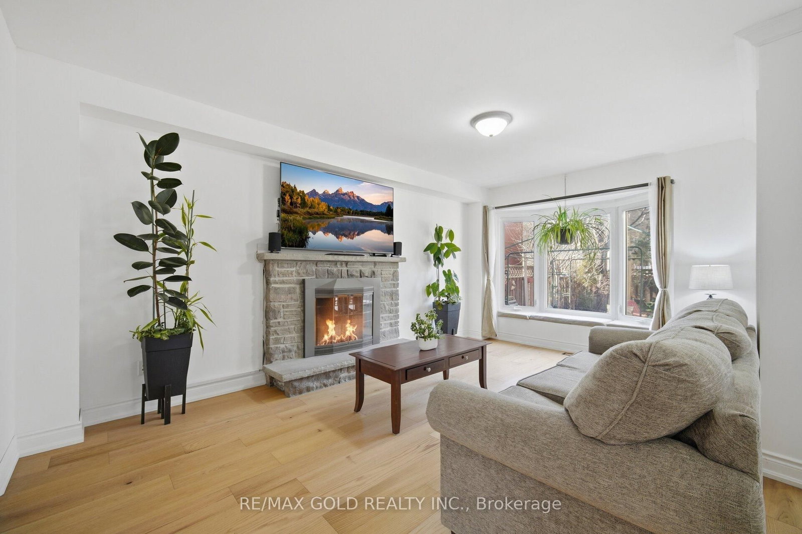 Detached House for sale at 66 Cheviot Crescent, Brampton, Ontario, L6Z 4G7 - Heart Lake East - MLS: W12939062