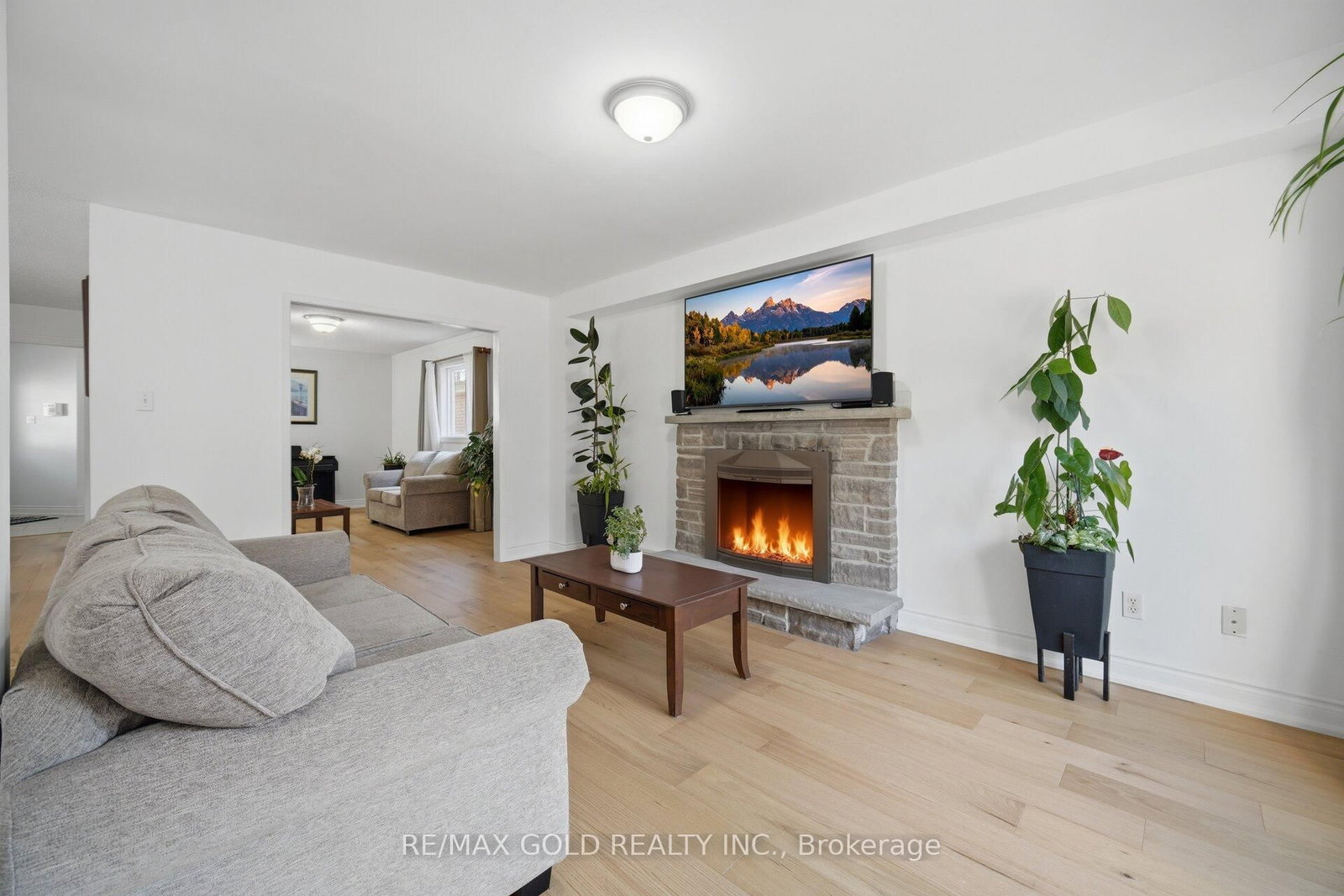 Detached House for sale at 66 Cheviot Crescent, Brampton, Ontario, L6Z 4G7 - Heart Lake East - MLS: W12939062