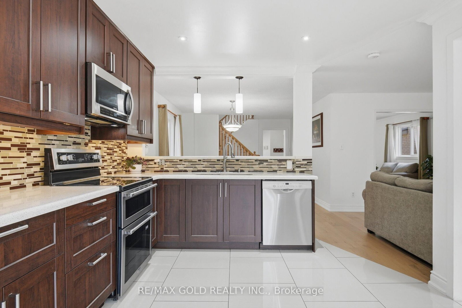 Detached House for sale at 66 Cheviot Crescent, Brampton, Ontario, L6Z 4G7 - Heart Lake East - MLS: W12939062