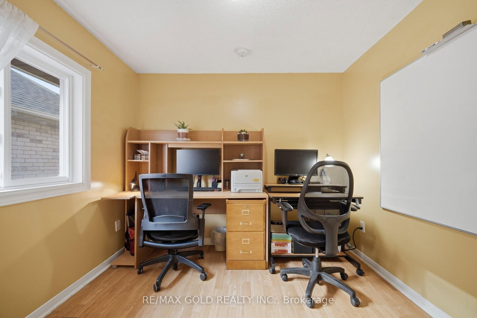 Detached House for sale at 66 Cheviot Crescent, Brampton, Ontario, L6Z 4G7 - Heart Lake East - MLS: W12939062