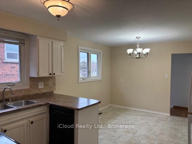 4174 Woodington Dr, Mississauga, L4Z 1K4 | Image 3