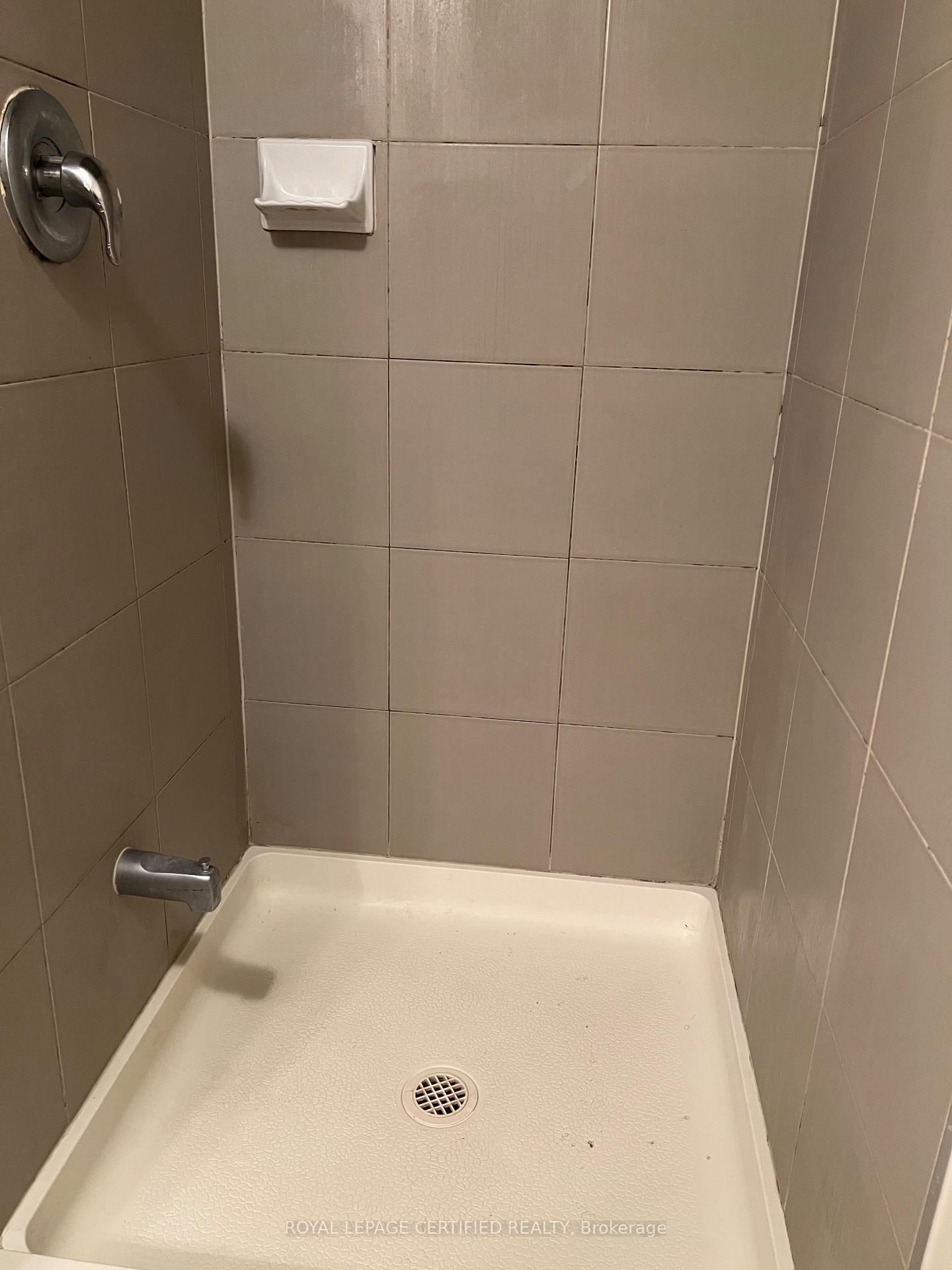 5625 Oscar Peterson Boulevard, Unit 3 - Photo 15