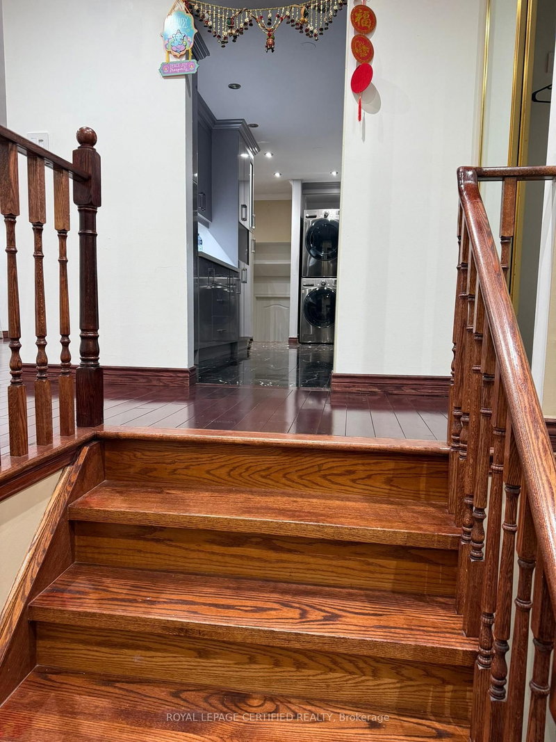 upper - 4142 Dursley Cres, Mississauga, L4Z 1J7 | Image 3