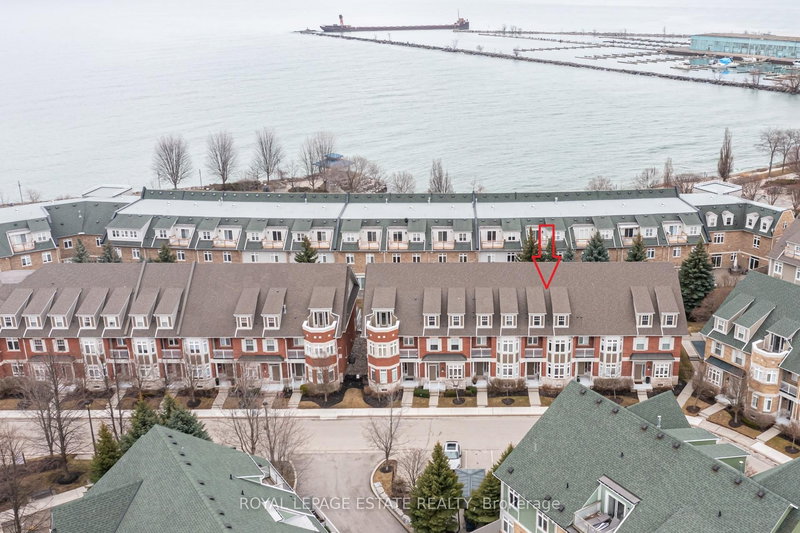 66 Compass Way, Mississauga, L5G 4T8 | Image 2