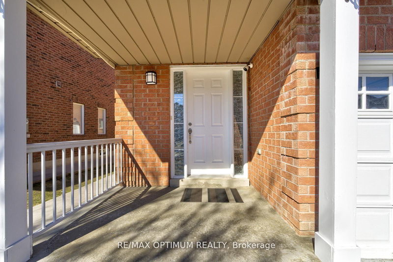 17 Binder Twine Tr, Brampton, L6X 4R2 | Image 3