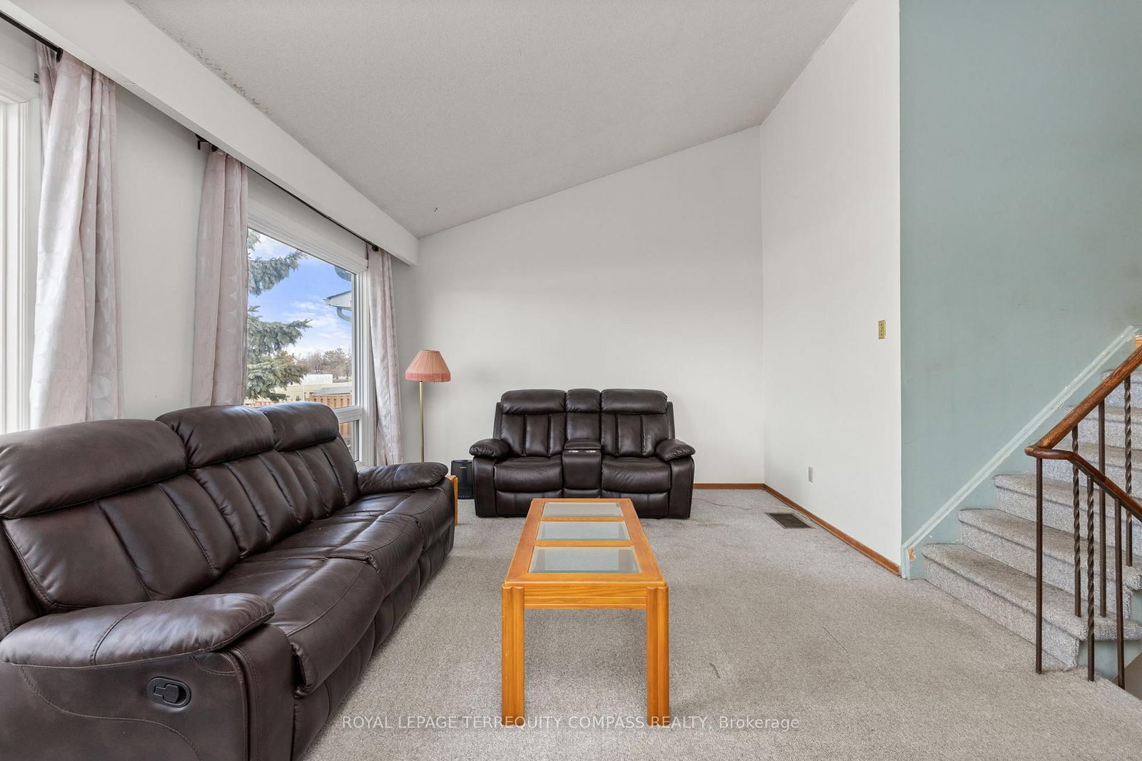 Semi-Detached House for sale at 73 Ashford Court, Brampton, Ontario, L6V 3E2 - Brampton North - MLS: W12939620