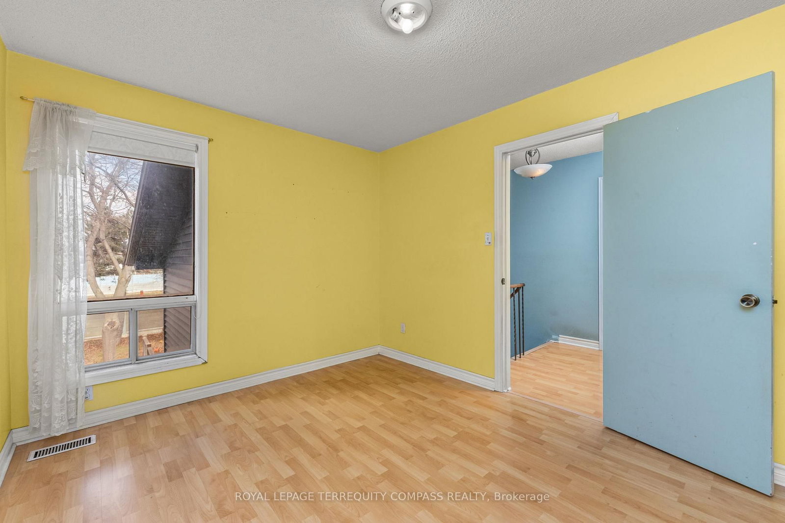 Semi-Detached House for sale at 73 Ashford Court, Brampton, Ontario, L6V 3E2 - Brampton North - MLS: W12939620