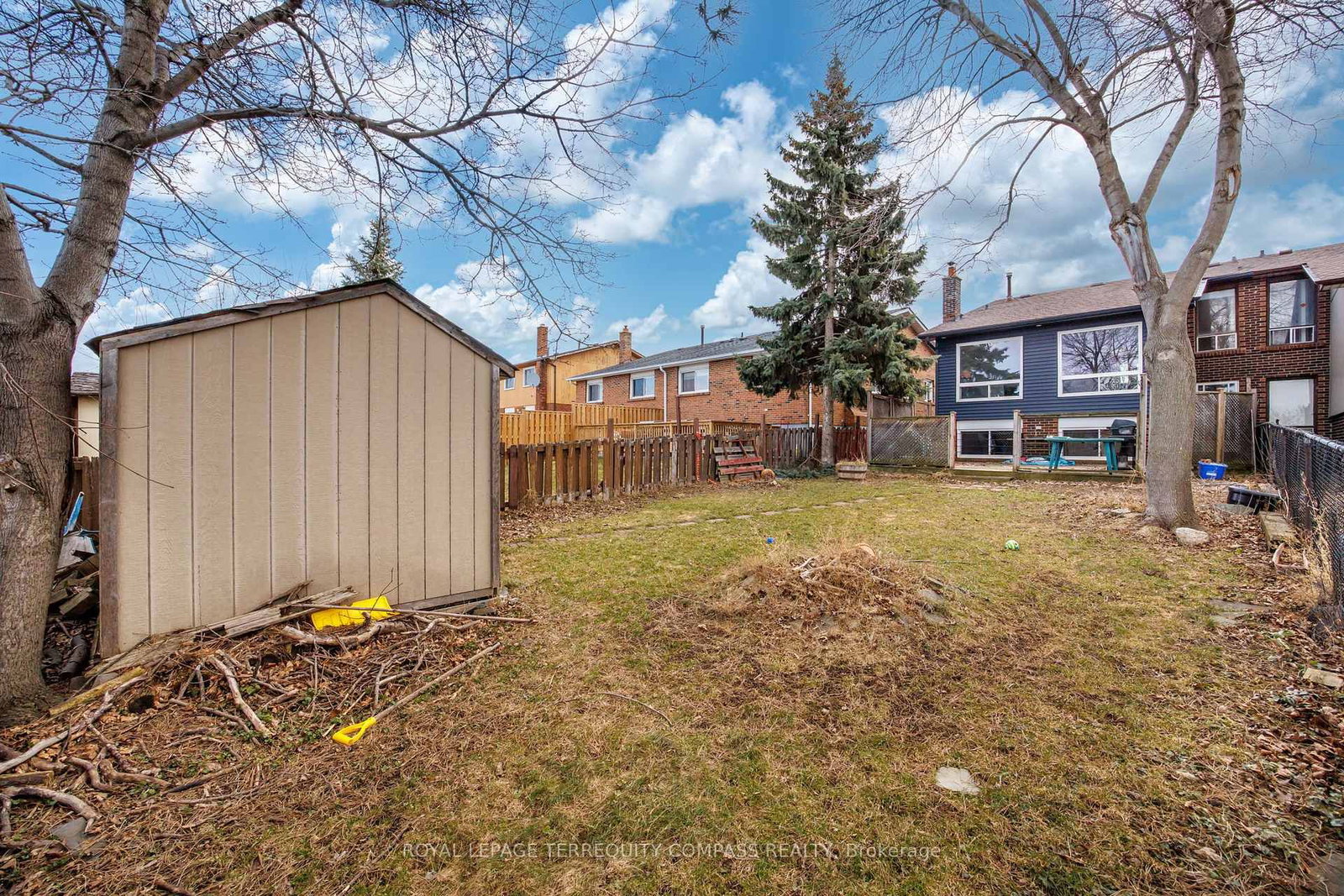 Semi-Detached House for sale at 73 Ashford Court, Brampton, Ontario, L6V 3E2 - Brampton North - MLS: W12939620