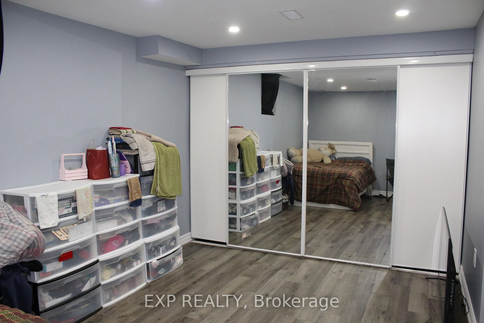 Detached House for sale at 48 Howell Street, Brampton, Ontario, L6Y 3H8 - Brampton South - MLS: W12939630