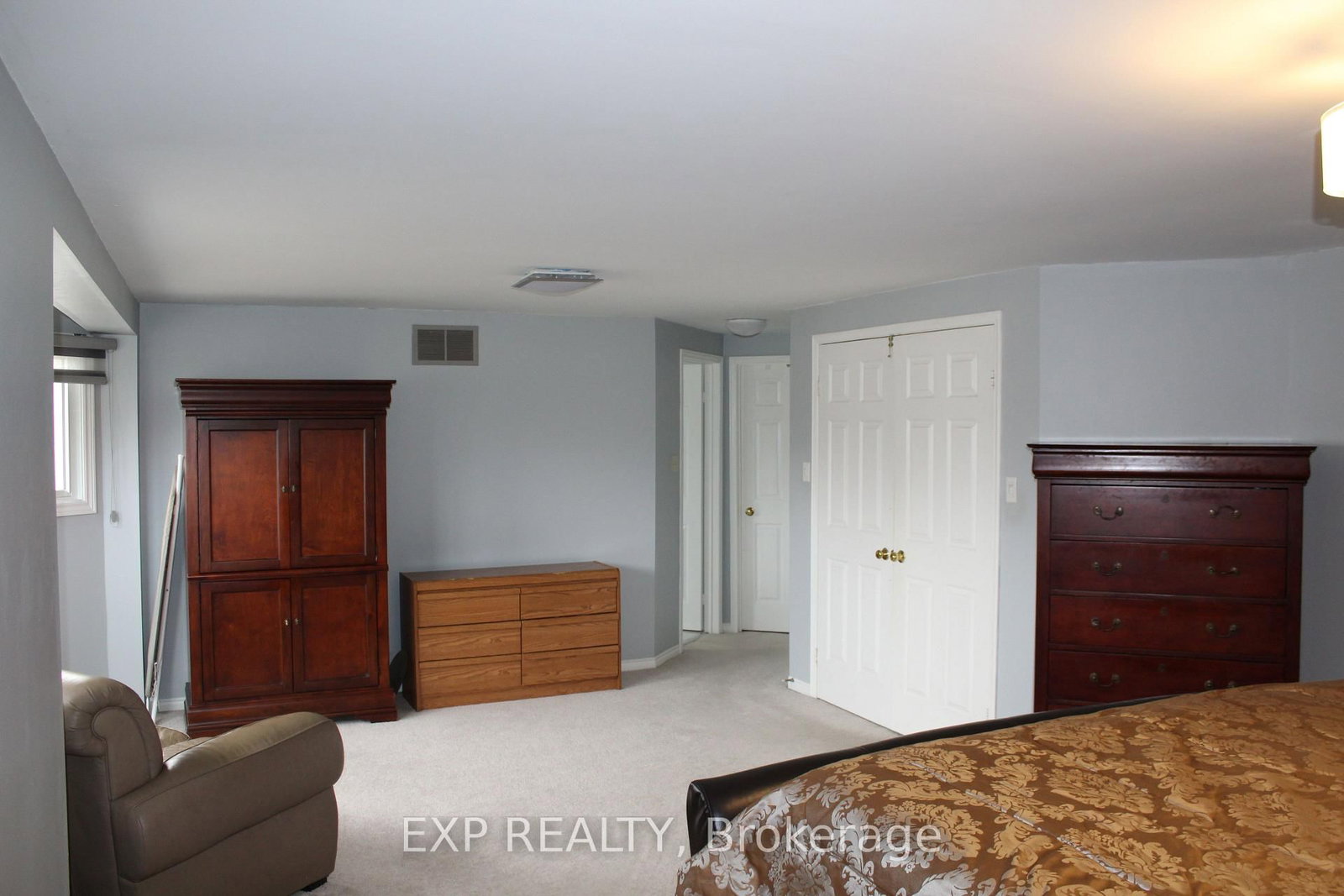 Detached House for sale at 48 Howell Street, Brampton, Ontario, L6Y 3H8 - Brampton South - MLS: W12939630