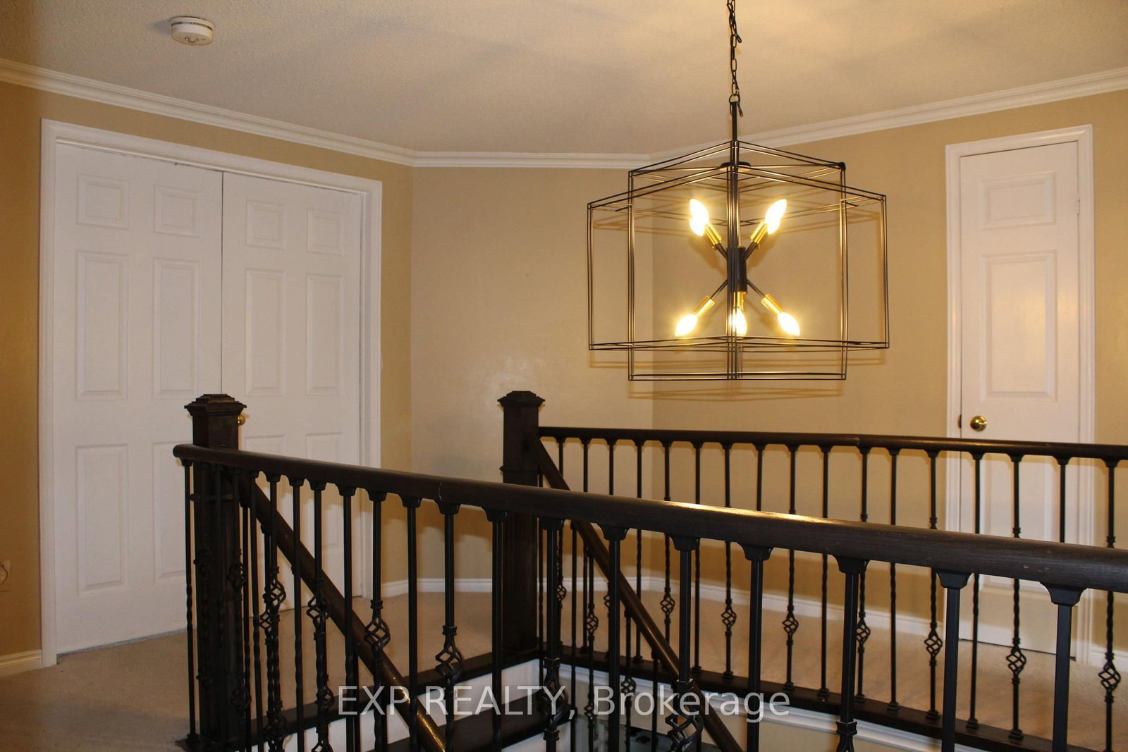 Detached House for sale at 48 Howell Street, Brampton, Ontario, L6Y 3H8 - Brampton South - MLS: W12939630