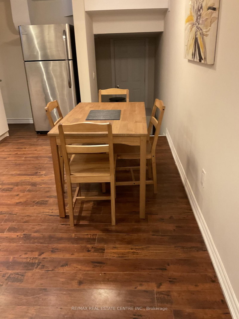 3459 Park Heights Way, Mississauga, L5M 0V5 | Image 3