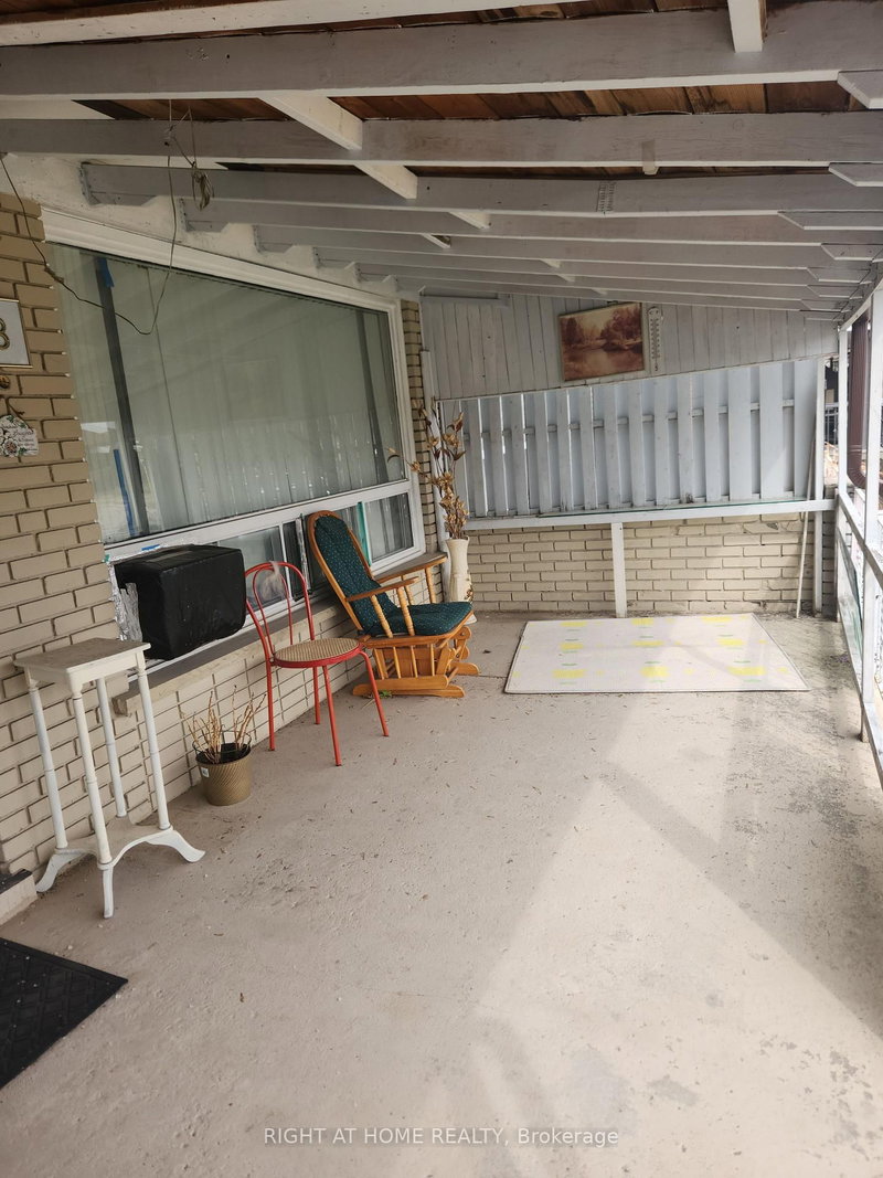 68 Lanyard Rd, Toronto, M9M 1Y9 | Image 3