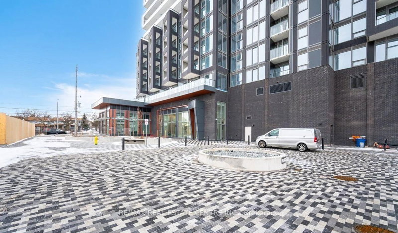 home for lease on 2208-260 Malta Avenue