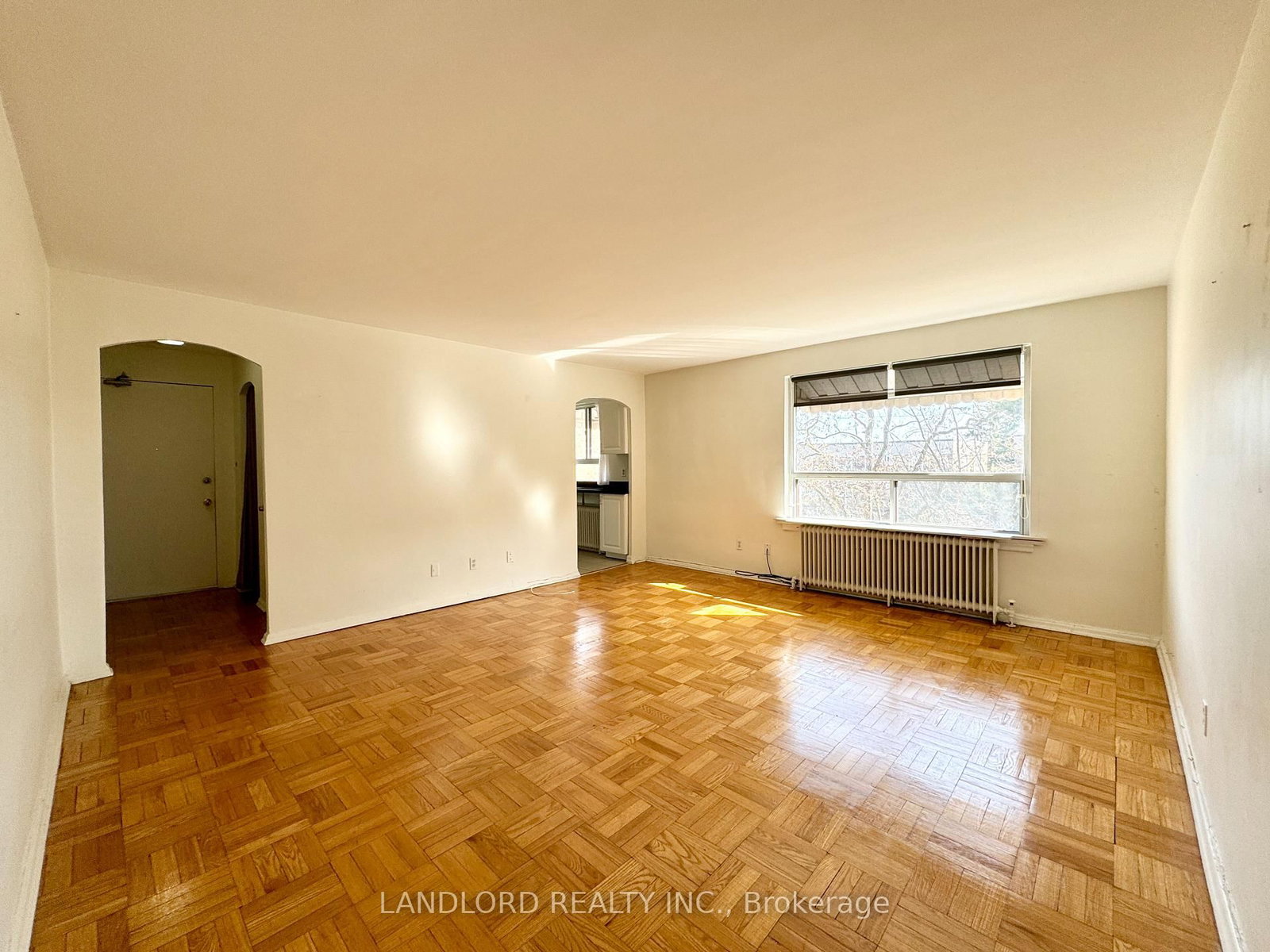 2696 Lake Shore Boulevard W, Unit 5 - Photo 5