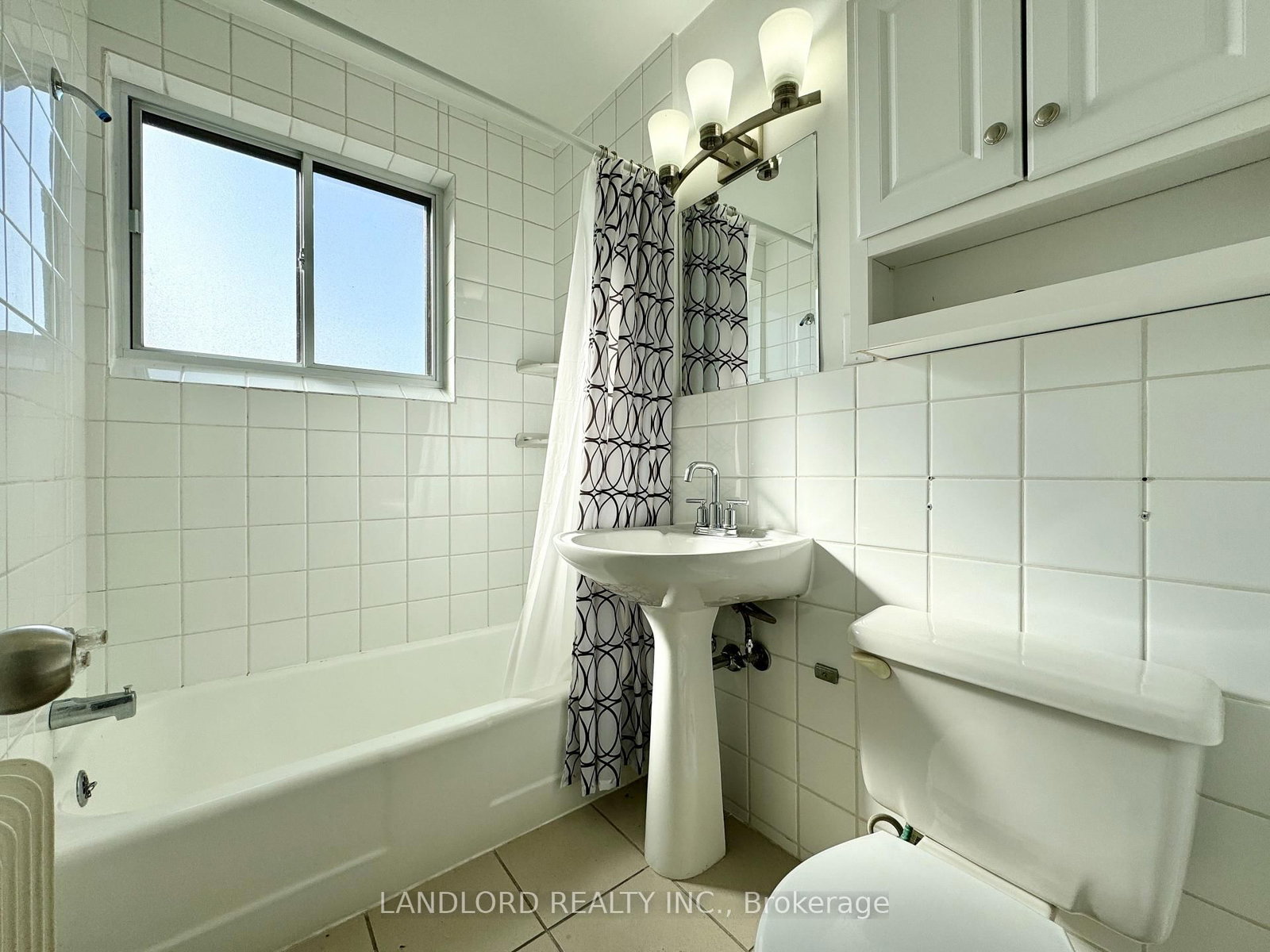 Semi-Detached House for lease at 5-2696 Lake Shore Boulevard, Toronto, Ontario, M8V 1G8 - Mimico - MLS: W12940358