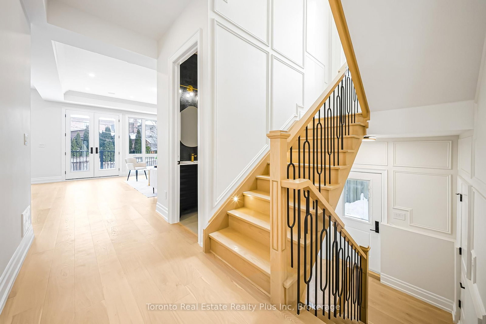 Detached House for sale at 25 Cronin Drive, Toronto, Ontario, M9B 4T7 - Islington-City Centre West - MLS: W12940514