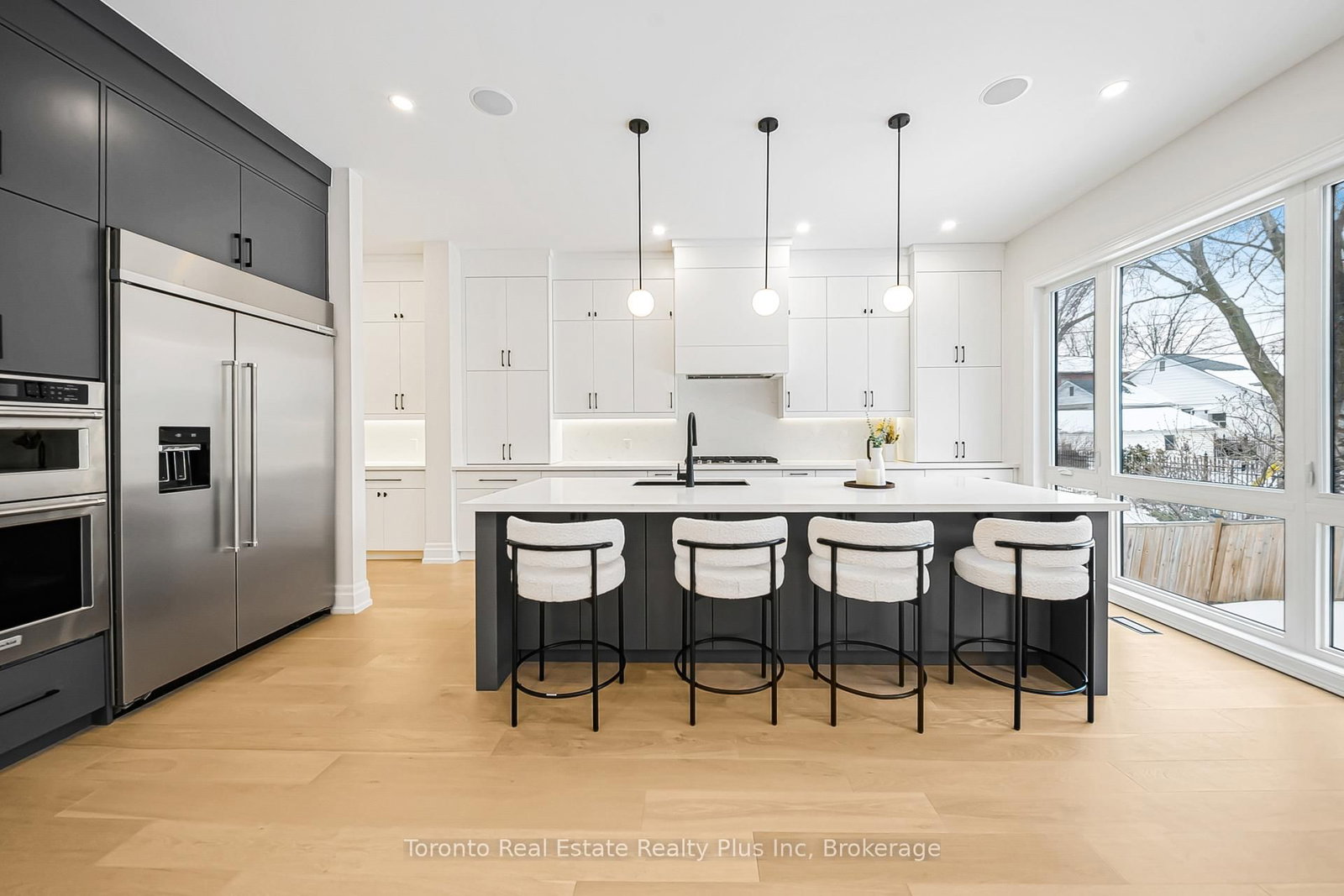 Detached House for sale at 25 Cronin Drive, Toronto, Ontario, M9B 4T7 - Islington-City Centre West - MLS: W12940514