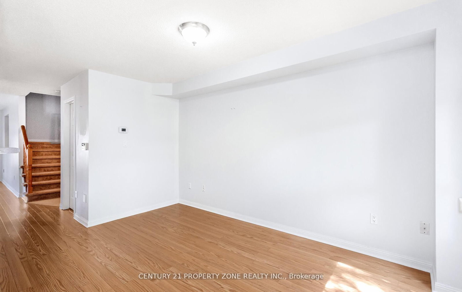 Townhouse for sale at 39-2 Clay Brick Court, Brampton, Ontario, L6V 4M7 - Brampton North - MLS: W12940636