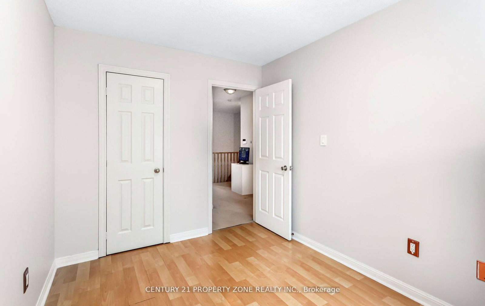 Townhouse for sale at 39-2 Clay Brick Court, Brampton, Ontario, L6V 4M7 - Brampton North - MLS: W12940636