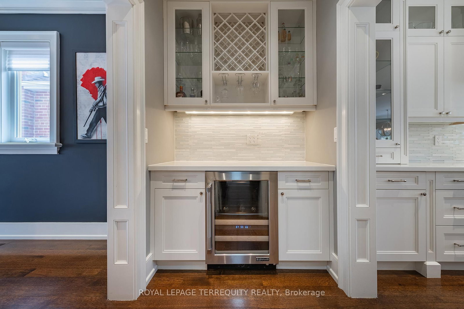 Detached House for sale at 72 EAGLE Road, Toronto, Ontario, M8Z 4J2 - Stonegate-Queensway - MLS: W12940666