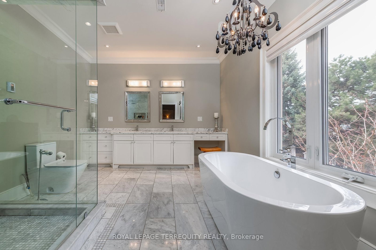 Detached House for sale at 72 EAGLE Road, Toronto, Ontario, M8Z 4J2 - Stonegate-Queensway - MLS: W12940666