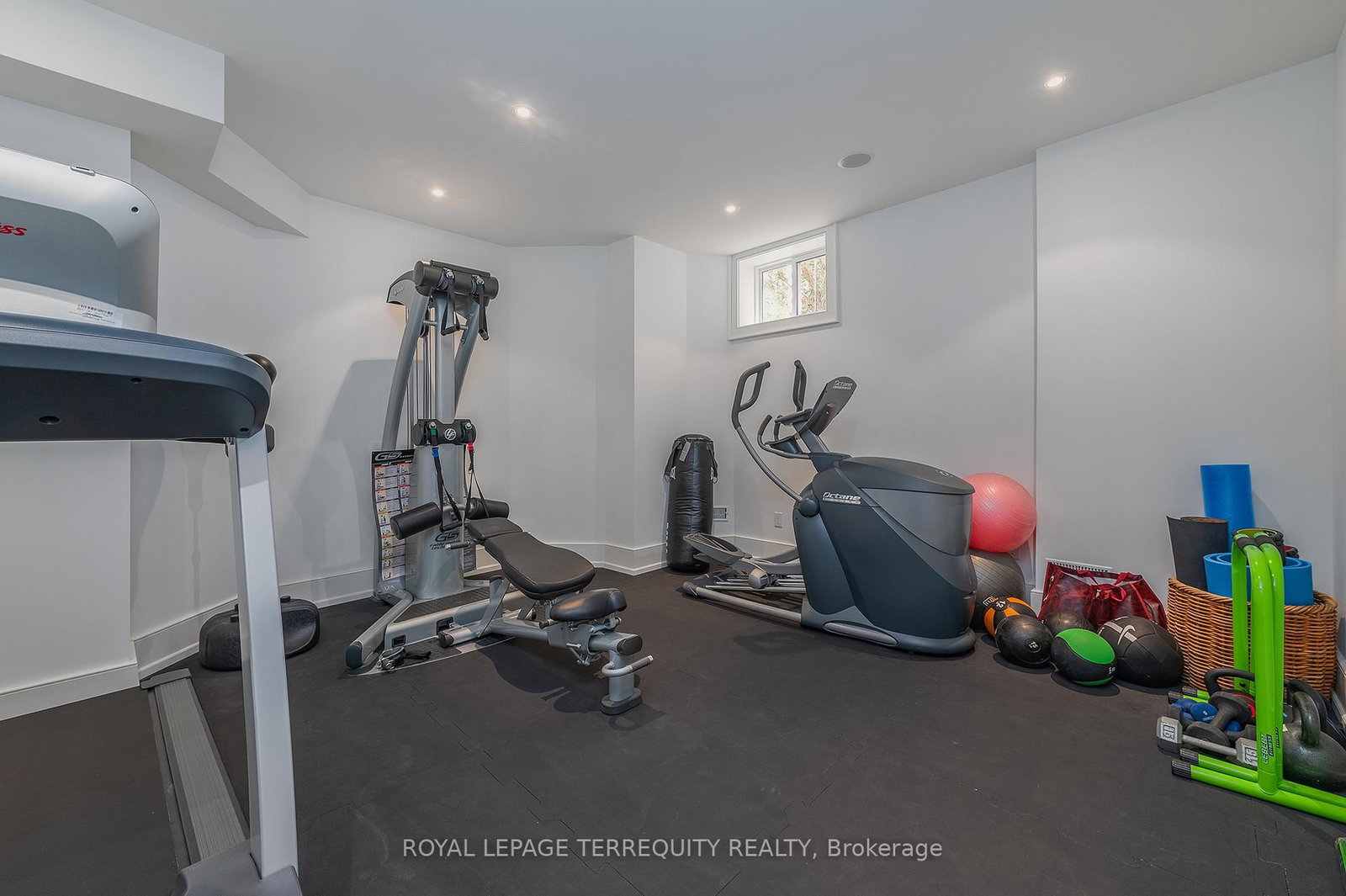 Detached House for sale at 72 EAGLE Road, Toronto, Ontario, M8Z 4J2 - Stonegate-Queensway - MLS: W12940666