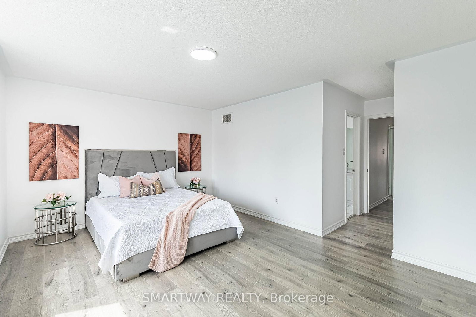 Semi-Detached House for sale at 36 Native Landing, Brampton, Ontario, L6X 5B1 - Fletcher's Creek Village - MLS: W12940752