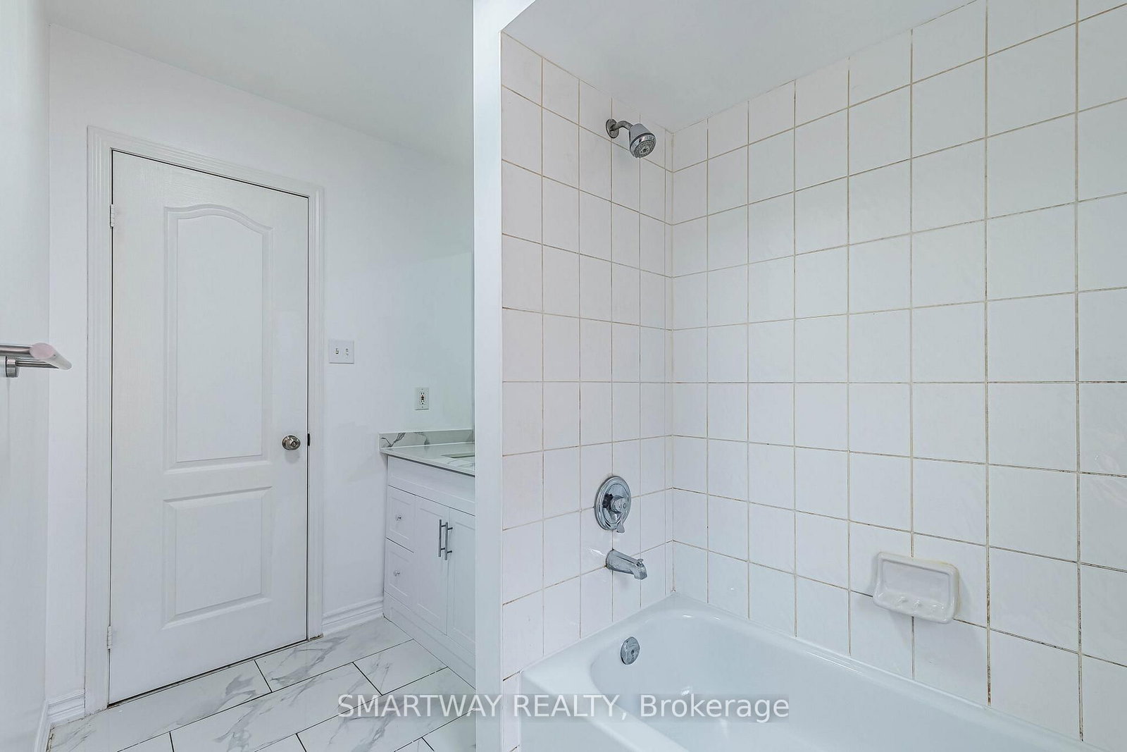 Semi-Detached House for sale at 36 Native Landing, Brampton, Ontario, L6X 5B1 - Fletcher's Creek Village - MLS: W12940752