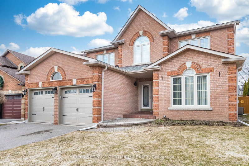 48 Fernbrook Cres, Brampton, L6Z 3P1 | Image 2