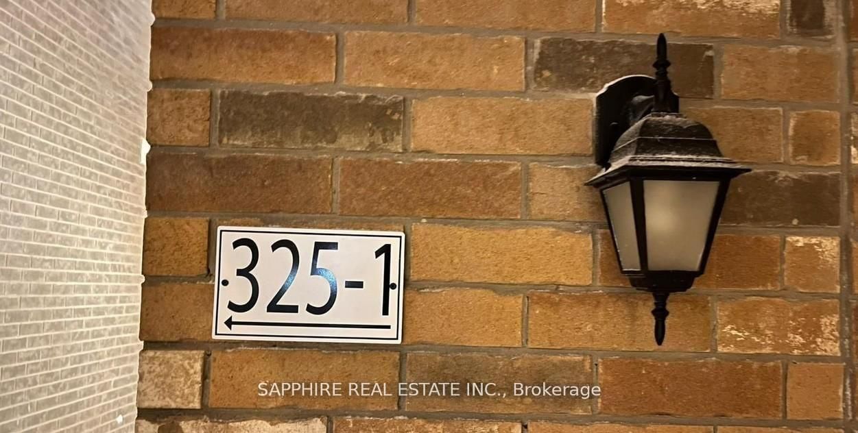 Detached House for sale at 325 Trudeau Drive, Milton, Ontario, L9T 8Y7 - Clarke - MLS: W12941044