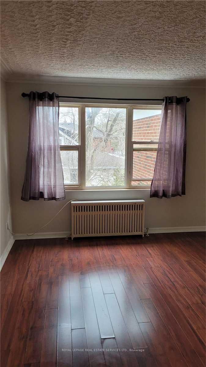 302 - 55A Long Branch Ave, Toronto, M8W 3J1 | Image 2