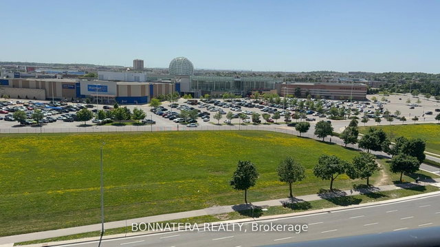 904 - 2495 Eglinton Avenue W