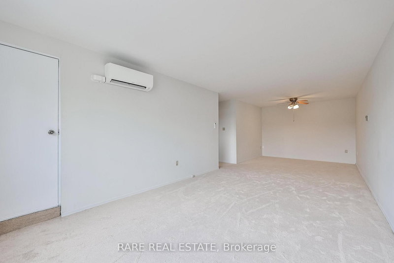 305 - 45 Bredin Pkwy, Orangeville, L9W 3X2 | Image 2