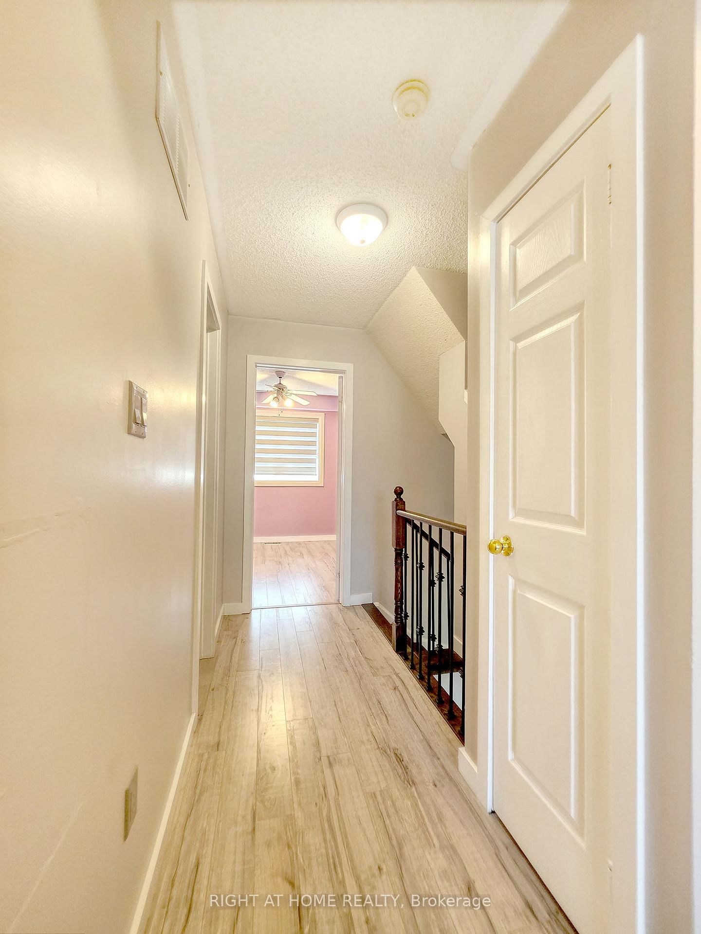 Townhouse for sale at 98 Spadina Road, Brampton, Ontario, L6X 4X6 - Brampton West - MLS: W12941394